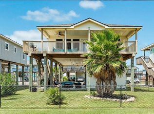 23171 Fresca St, Galveston, TX 77554