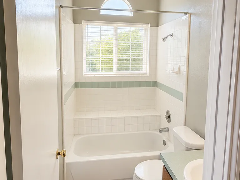 1217 Armadillo Rd #B — Photo 14