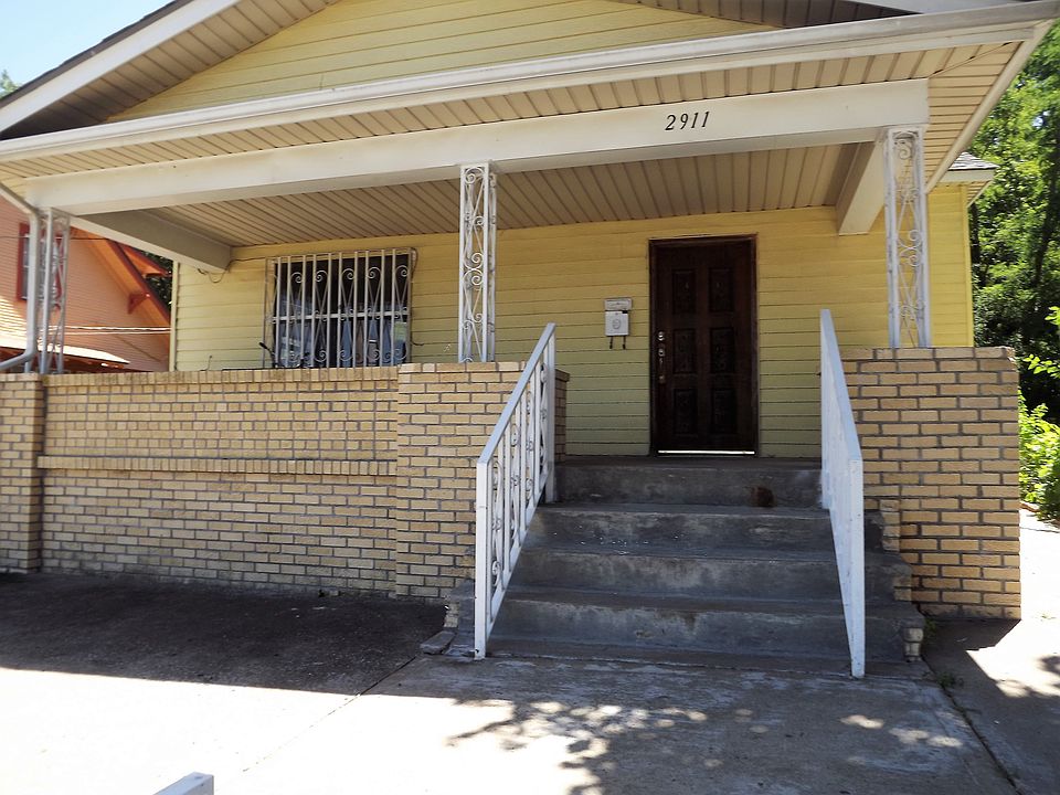 1st image of 2911 Metropolitan Ave