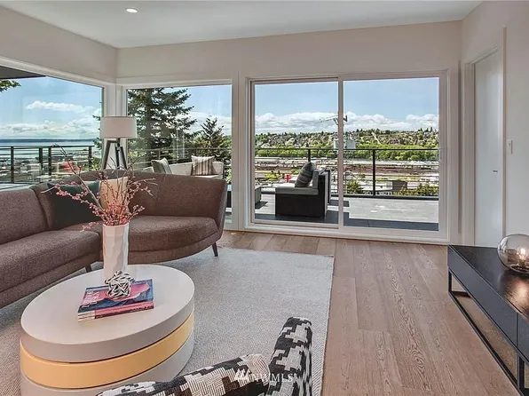 2210 12th Ave W, Seattle, WA 98119