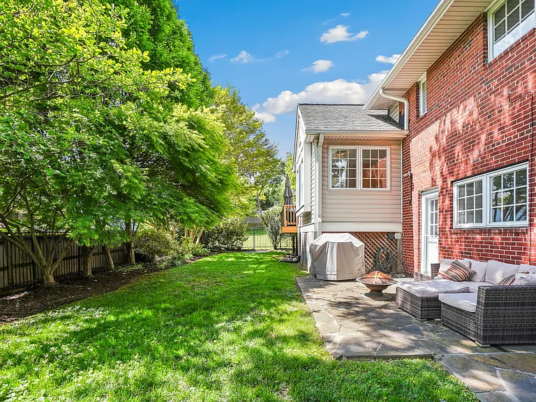4506 Gretna St — Photo 22