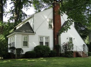 511 Bessemer Ave, Grove City, PA 16127