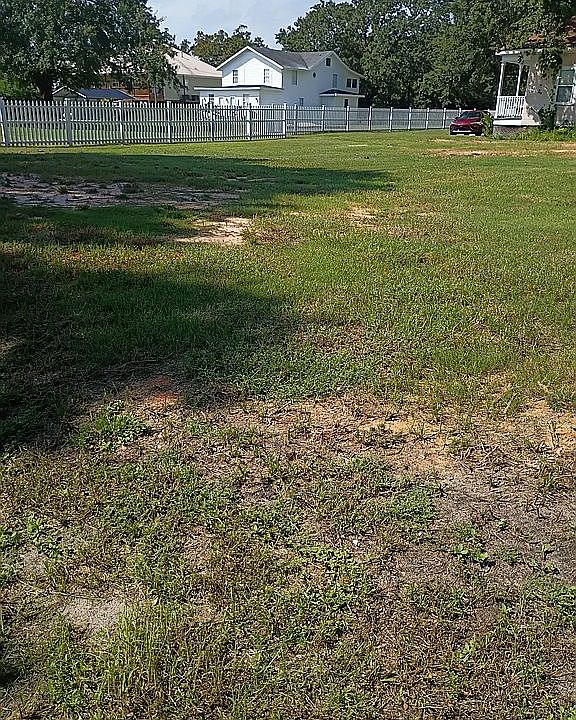 1st image of LOT Howard Ave