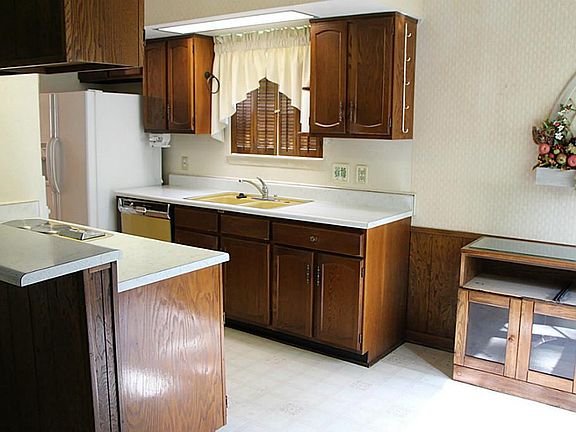 Open kitchen
