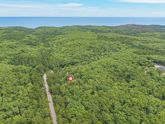 2nd image of 35-35A Higgins Hollow Rd