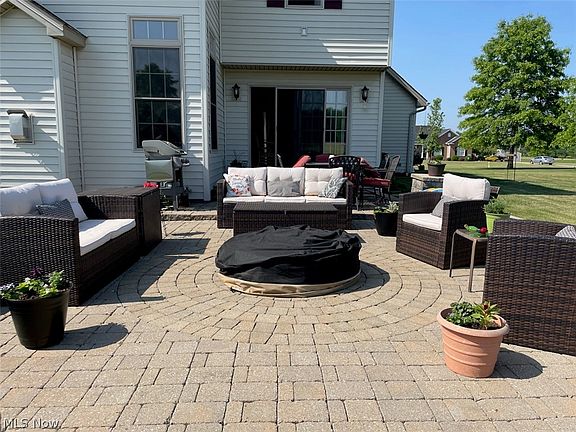 4th image of 7665 Pleasant Valley Ct