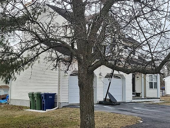 3rd image of 3110 W Bangs Ave