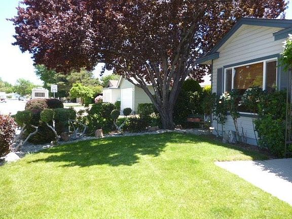 2nd image of 919 Palmwood Dr