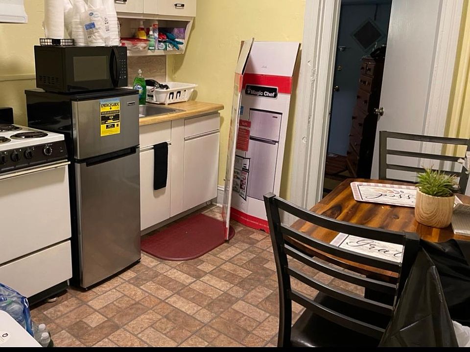 1st image of 3319 N Park Ave #1
