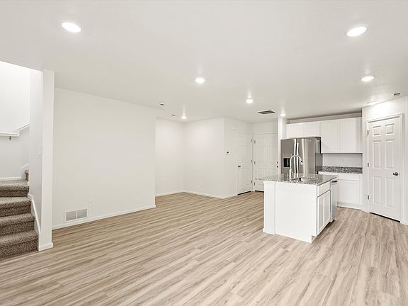 The Loveland floorplan image taken at a Meritage Homes community in Aurora, CO.