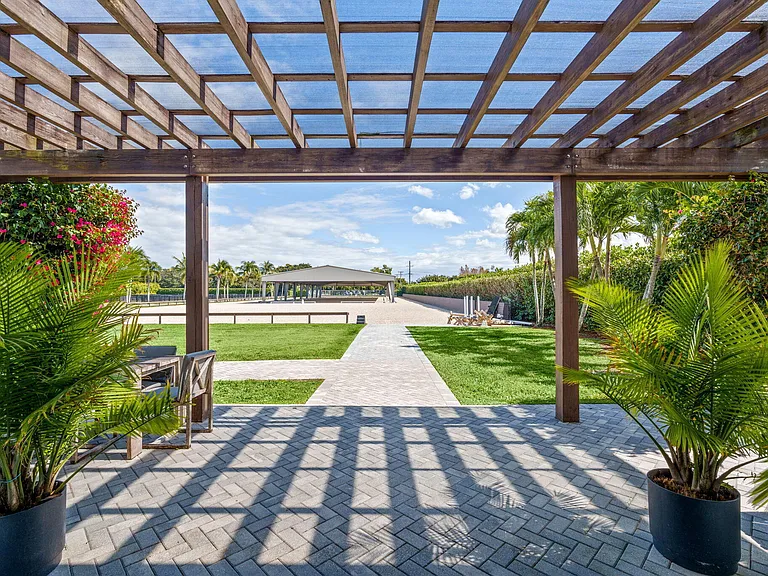 13155 Southfields Rd — Photo 19