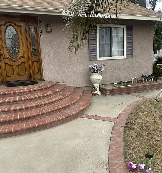 9900 Laurel Canyon Blvd — Photo 31
