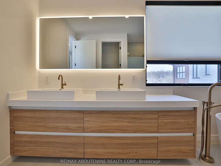 70 Upper Mount Albion Rd — Photo 19