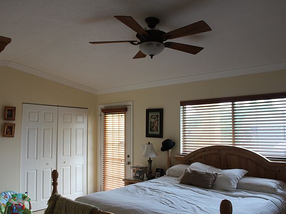 2nd image of 214 Cherie Down Ln