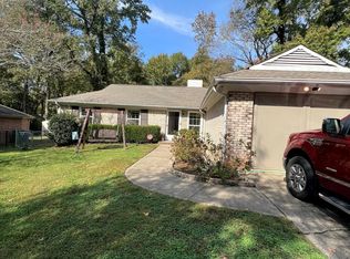 4740 Old Woods Rd, Charlotte, NC 28209