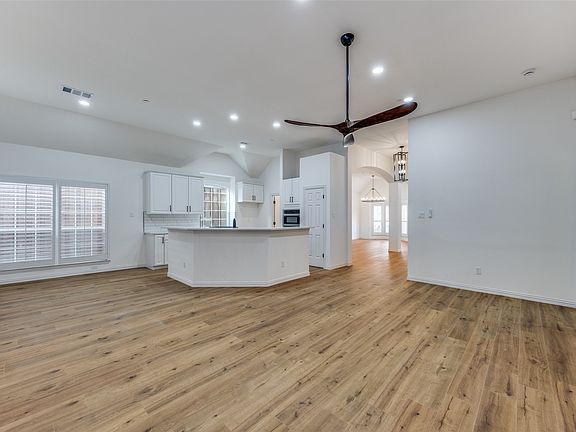 5th image of 14596 Princeton Ct