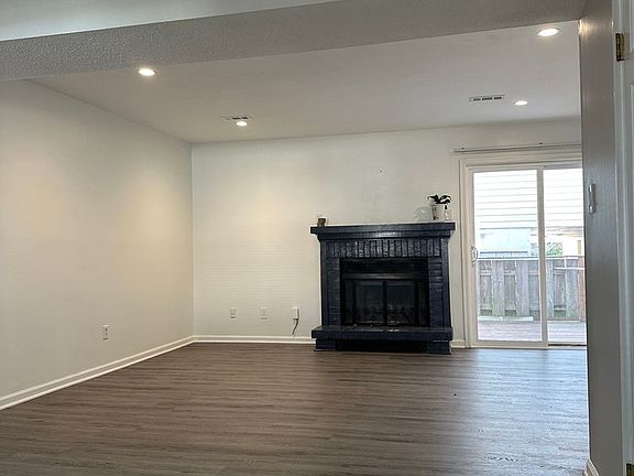 5th image of 2308 Sandollar Ct