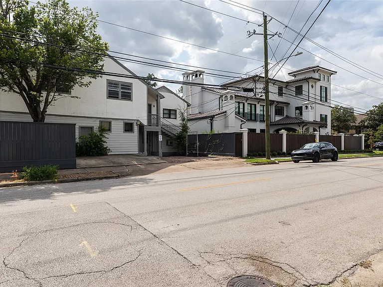 3312-1 Greenbriar St — Photo 18