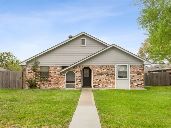 803 Camellia Ct, College Station, TX 77840