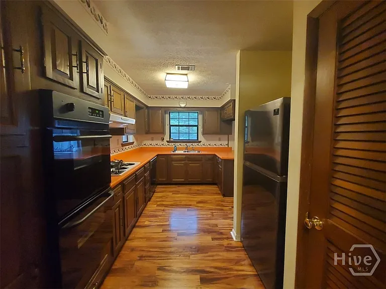 117 Maple Dr — Photo 5