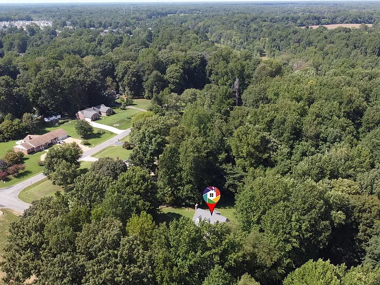 9395 Blacksmith Dr — Photo 39