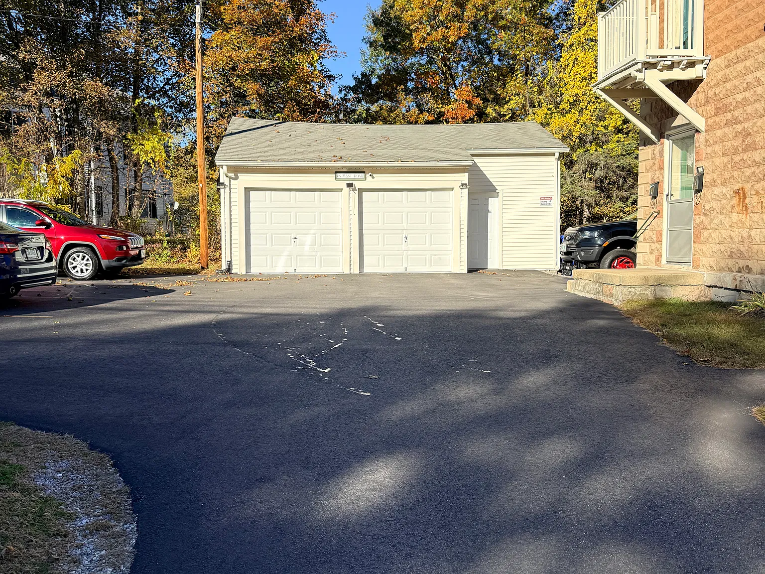 2 bed, 1150 sqft, $2,200 — Photo 3