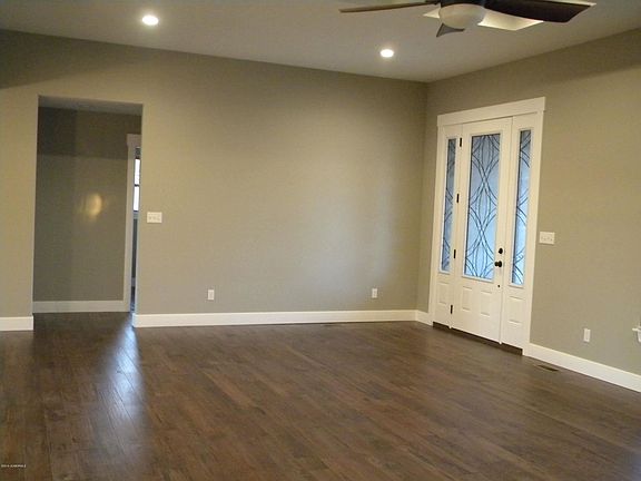 5th image of 1217 Pleasant Valley Dr