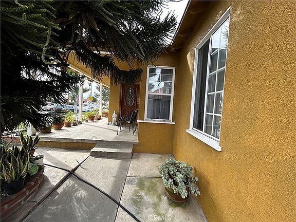 3rd image of 4021 Hill St