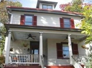 10 Montgomery Ave, Takoma Park, MD 20912