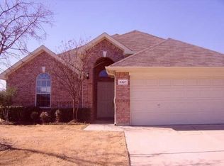 5327 Prairie Ln, Grand Prairie, TX 75052