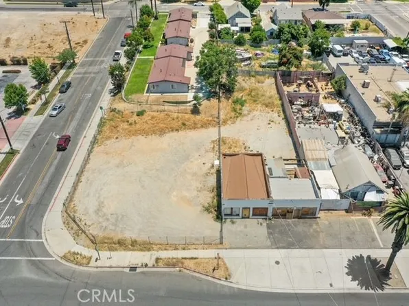 2350 Main St, Riverside, CA 92501