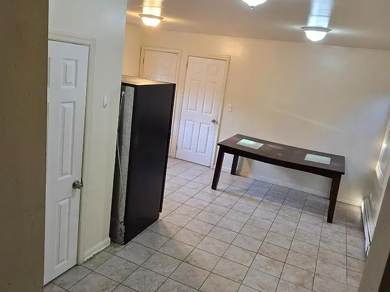763 W Grand Ave #2R — Photo 2