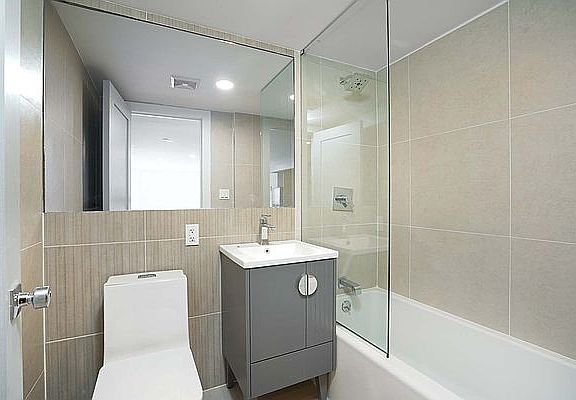 4th image of 255 W 131st St #1A