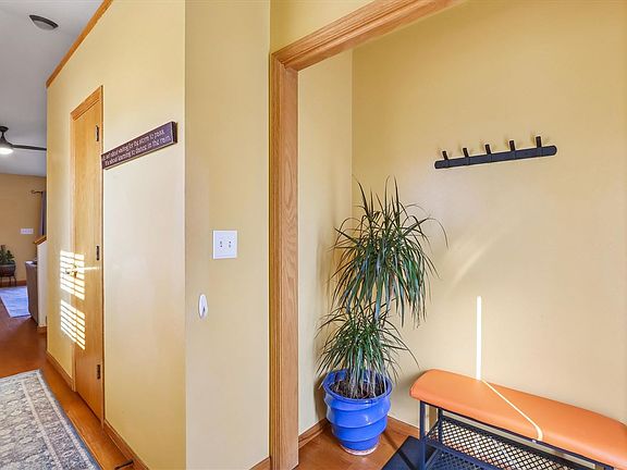 2nd image of 677 Rachael St