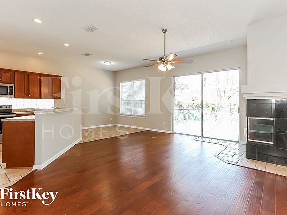 4th image of 8311 Abbeyfield Dr