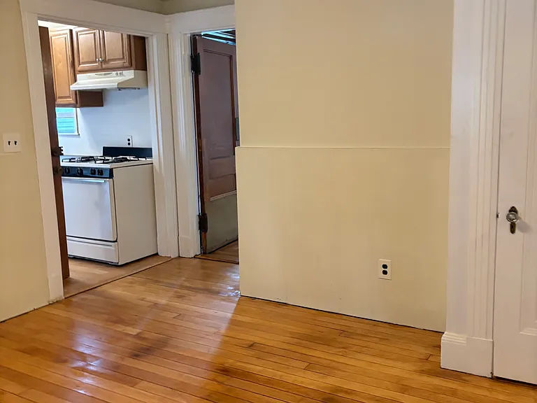327 Faneuil St #1A — Photo 8