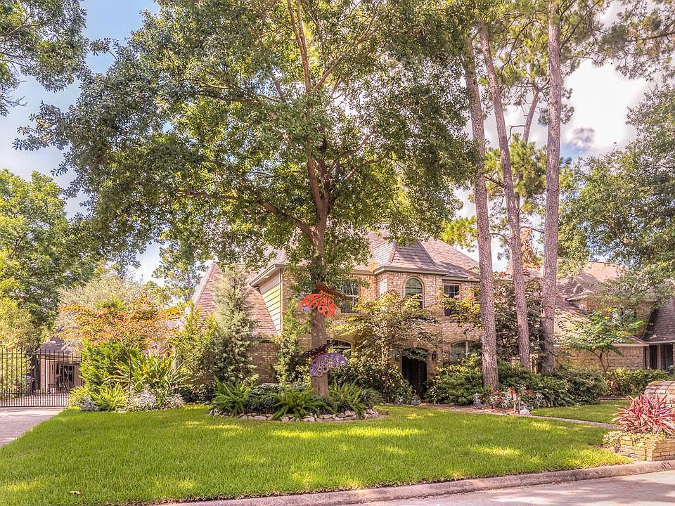 1st image of 3823 Elmcrest Dr