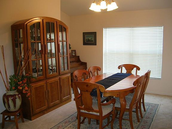 Formal Dining