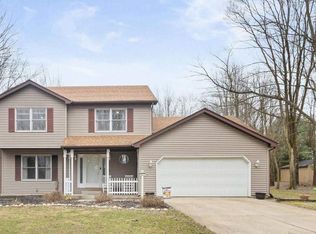 68800 Tamarack Rd, Walkerton, IN 46574