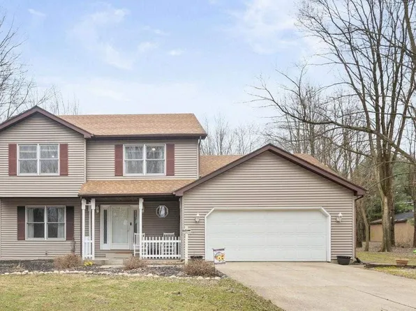 68800 Tamarack Rd, Walkerton, IN 46574