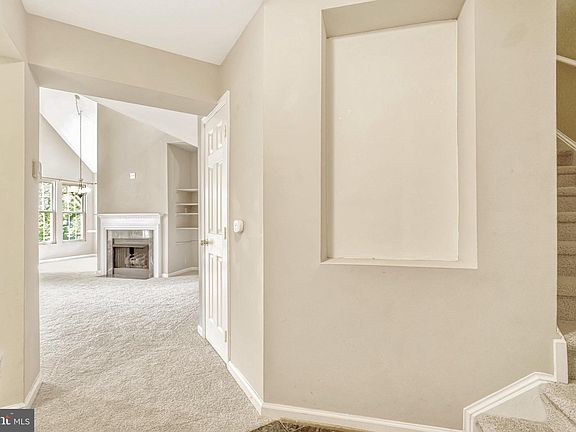 4th image of 46628 Drysdale Ter Unit 303