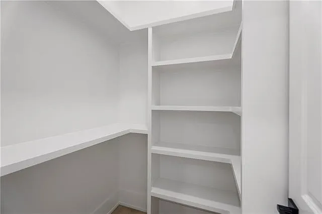 405 E 1st St #A — Photo 13