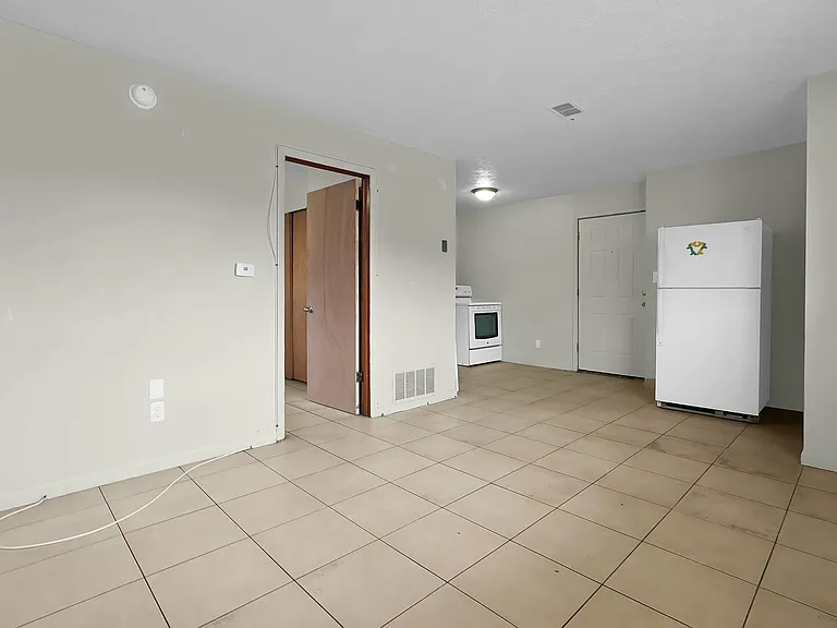 3685 Cleveland Ave #A-5 — Photo 5