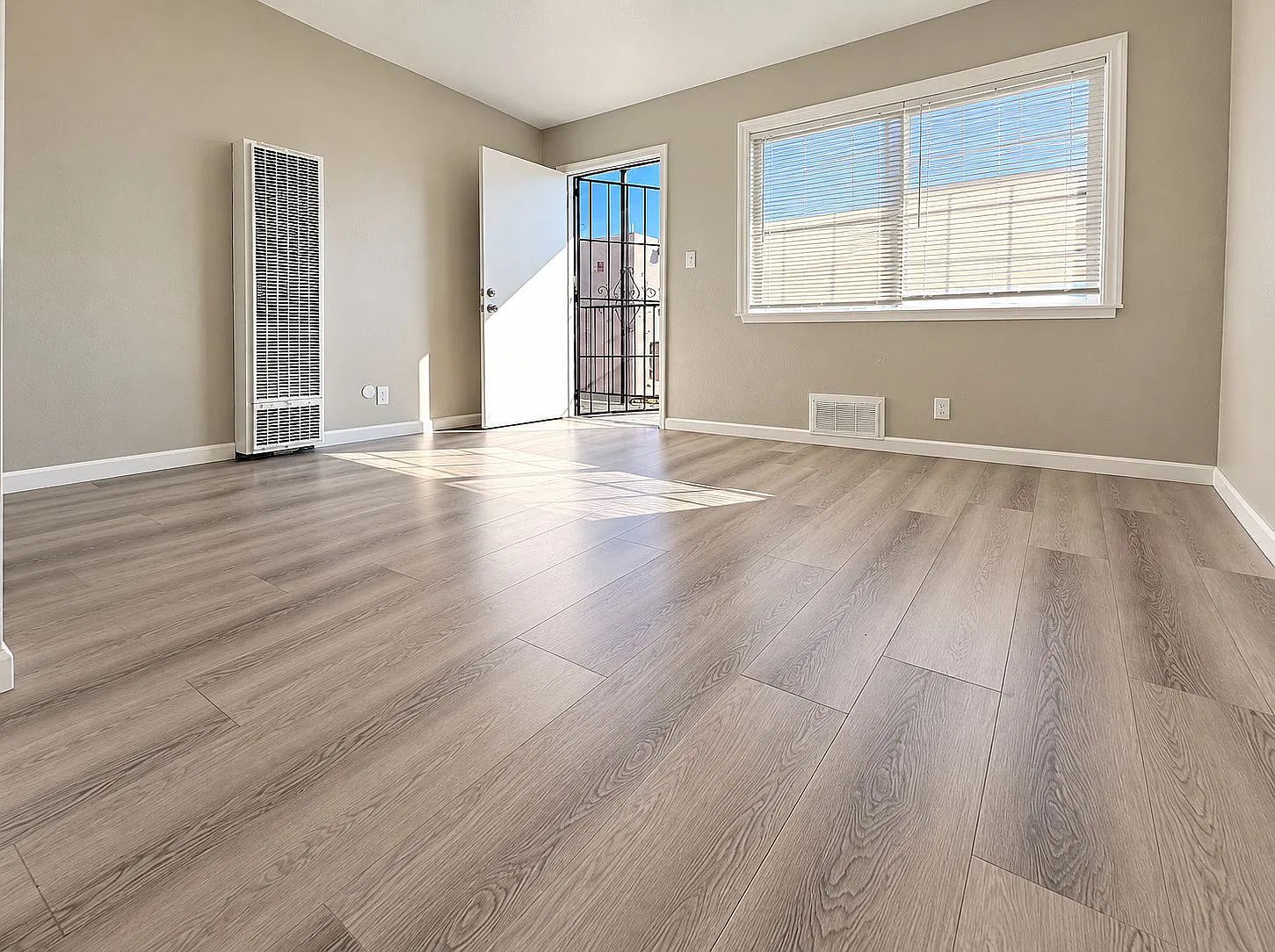 1 bed, $2,195 — Photo 3