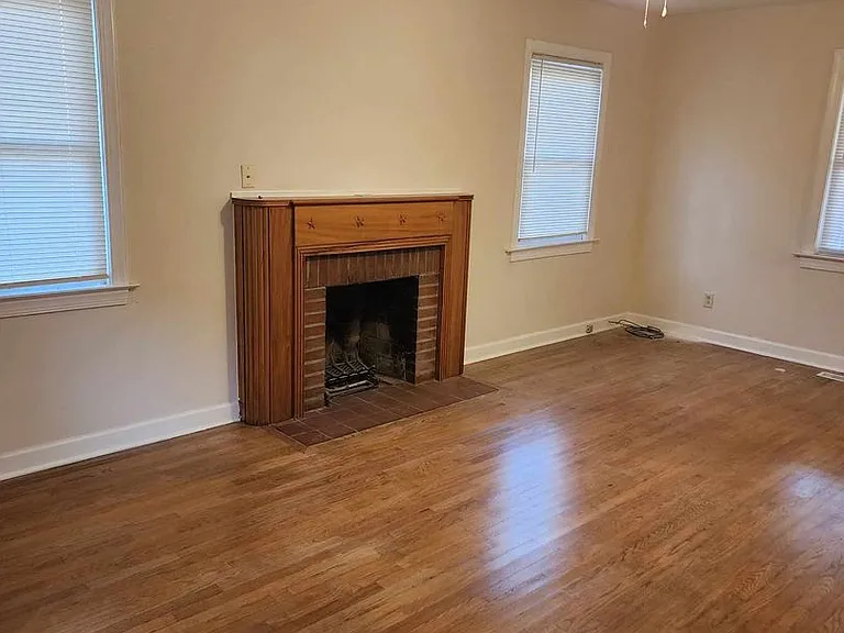 6222 Highland Dr — Photo 22