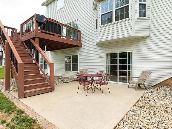 3rd image of 3454 Manassas Dr