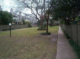 1623 Prairie Grove Dr, Houston, TX 77077