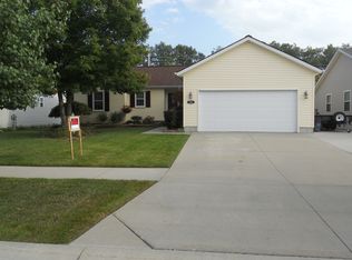 1215 Emerald Ct, Marysville, MI