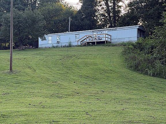 4th image of 1950 Sportsman Lake Rd