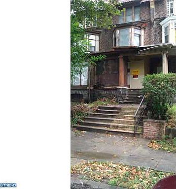 1st image of 1945 W Erie Ave